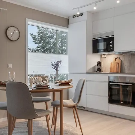 Bjoerk Tromso - Modern 3-Bedroom, With Private Balcony Lejlighed Tromsø