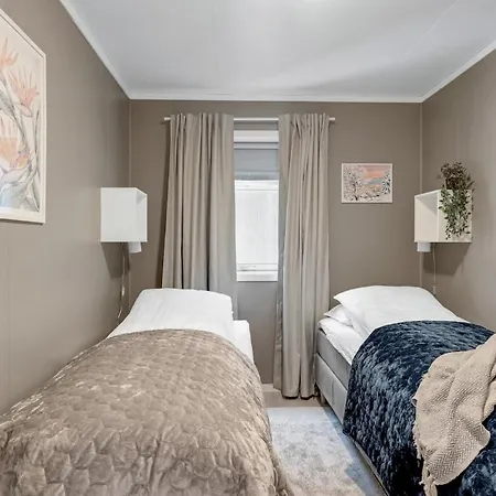 Bjoerk Tromso - Modern 3-Bedroom, With Private Balcony Lejlighed