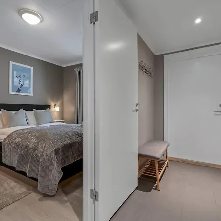 Modern 3-bedroom With Private Balcony And Parking