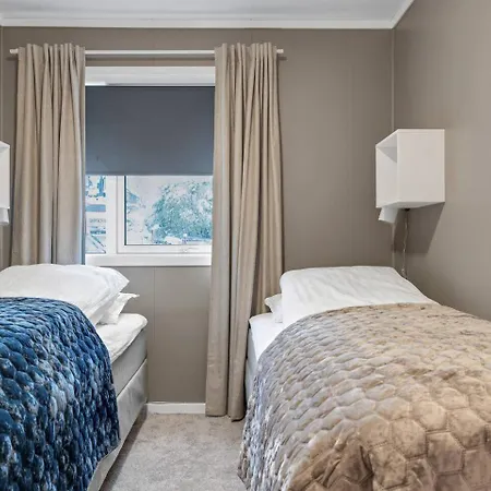 Modern 3-bedroom With Private Balcony And Parking *